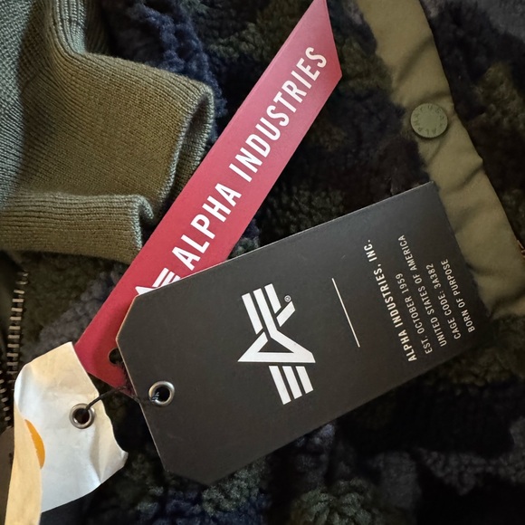 Peloton Camouflage Fleece Jacket - Picture 4 of 4